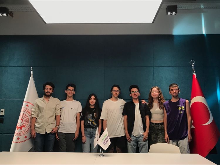 Team VORFEX42 at the TEKNOFEST Karma Sürü Simulation Competition finals in Ordu